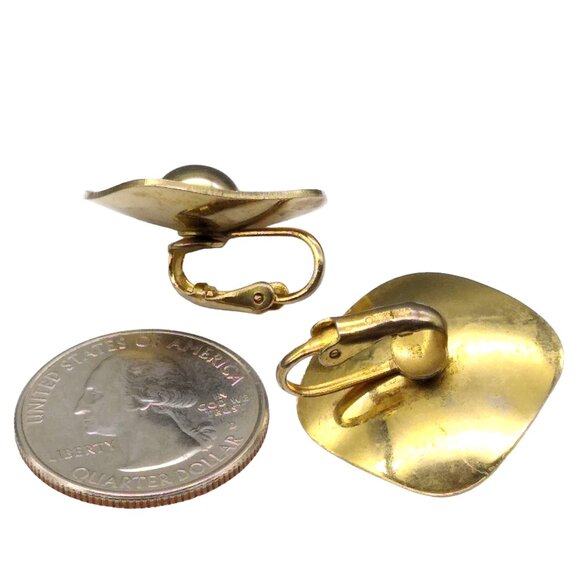 Vintage Emmons Mod Earrings, Gold Tone Clip On - Picture 4 of 5
